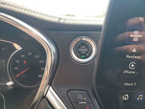 Used 2023 Chevrolet Blazer LT image 18