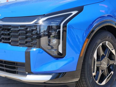 New 2026 Kia Sportage SX image 6