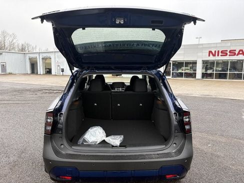 New 2026 Nissan Kicks SV w/ Cold Weather Package AWD/4WD image 4