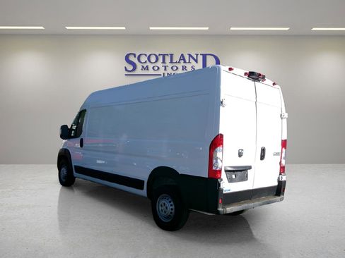 Used 2025 RAM ProMaster 2500 FWD image 8