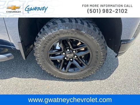 Used 2020 Chevrolet Silverado 1500 LT Trail Boss AWD/4WD image 12