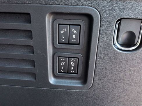 New 2026 Buick Enclave Preferred w/ Power Package AWD/4WD image 27