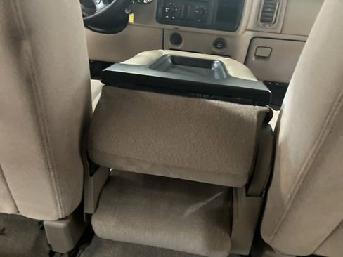 Used 2005 Chevrolet Silverado 2500 LS w/ Heavy-Duty Power Package image 23