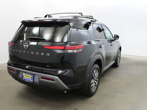New 2026 Nissan Pathfinder SL FWD image 5