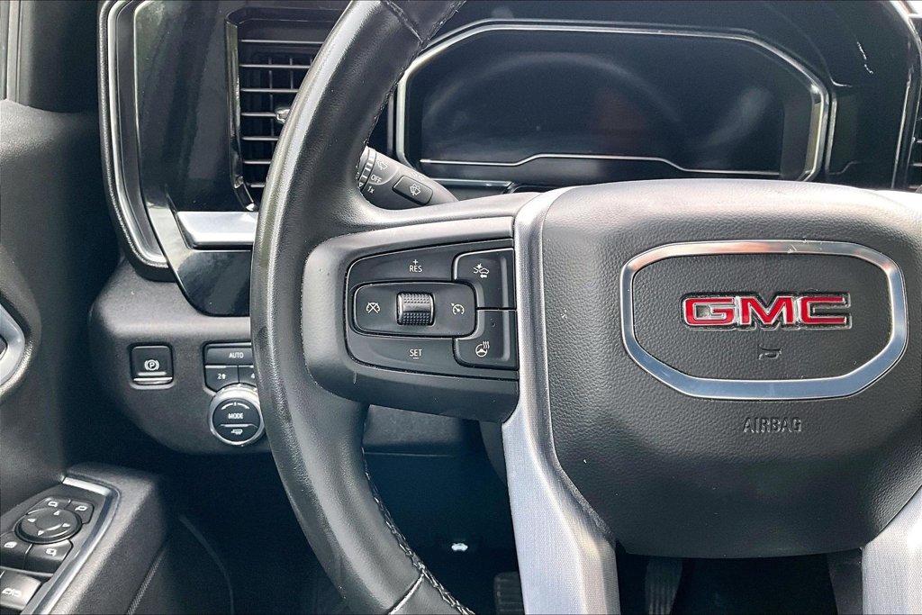 Used 2025 GMC Sierra 1500 SLT AWD/4WD image 24