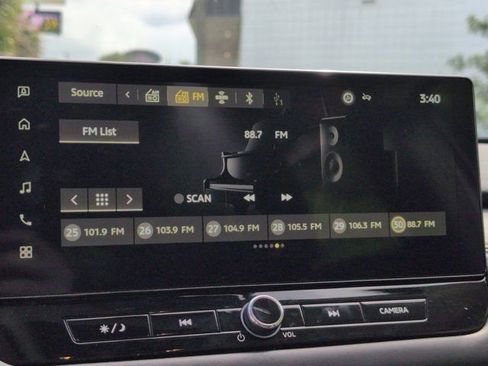 Used 2025 Mitsubishi Outlander SE FWD image 18