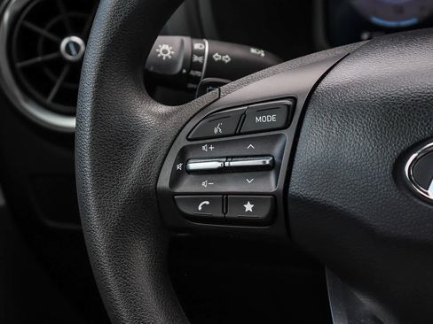 Used 2023 Hyundai Kona SE w/ Cargo Package FWD image 18