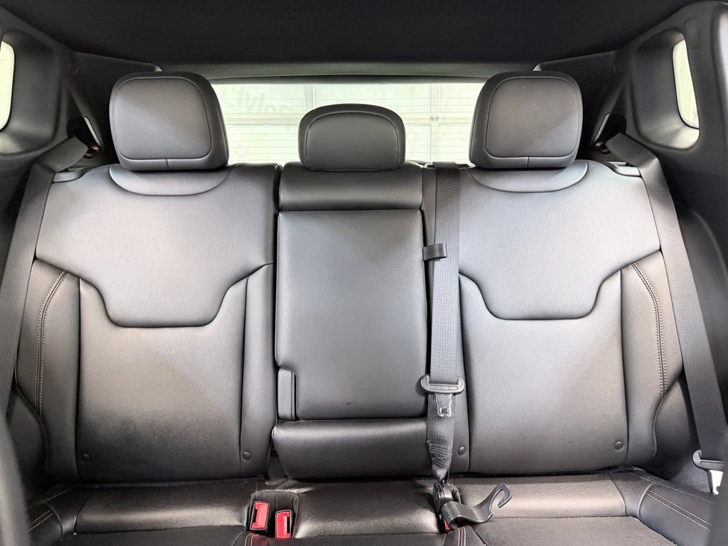Used 2024 Jeep Compass Limited AWD/4WD image 17