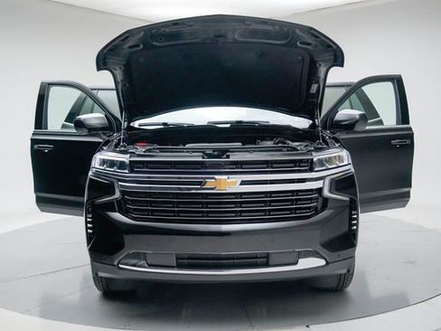 Used 2024 Chevrolet Tahoe LT AWD/4WD image 17