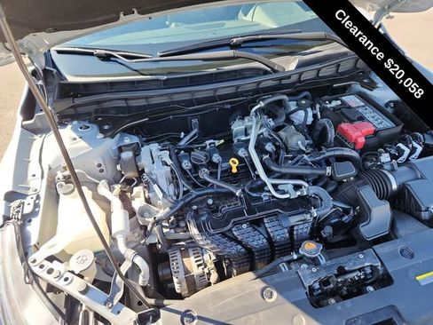 Used 2024 Nissan Altima 2.5 SV w/ SV Premium Package image 14