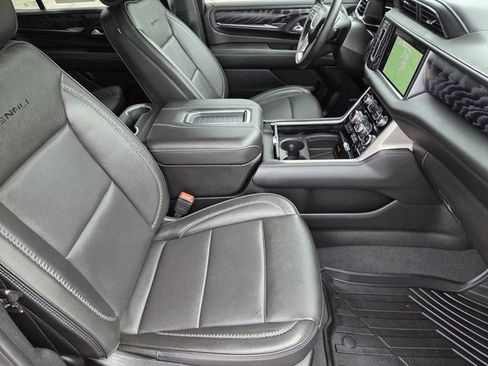 Used 2024 GMC Yukon Denali w/ Max Trailering Package AWD/4WD image 38
