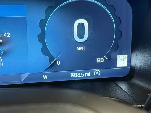 Used 2025 Ford Ranger Lariat w/ Advanced Towing Package image 77