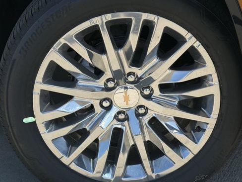 New 2026 Chevrolet Tahoe High Country AWD/4WD image 9
