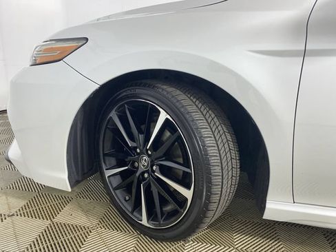 Used 2018 Toyota Camry XSE FWD image 23