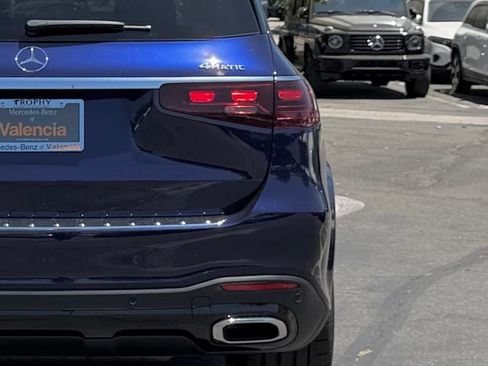 New 2026 Mercedes-Benz GLS 450 4MATIC image 11