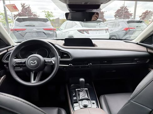 Certified 2025 MAZDA CX-30 AWD 2.5 S w/ Premium Package image 11