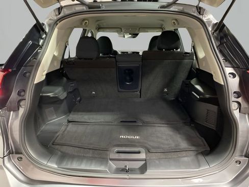Used 2020 Nissan Rogue S AWD/4WD image 25