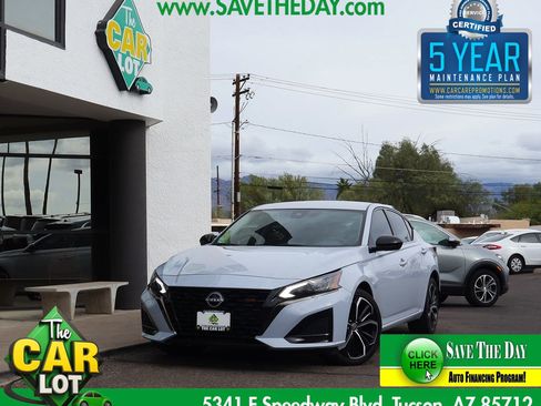 Used 2023 Nissan Altima 2.5 SR image 1