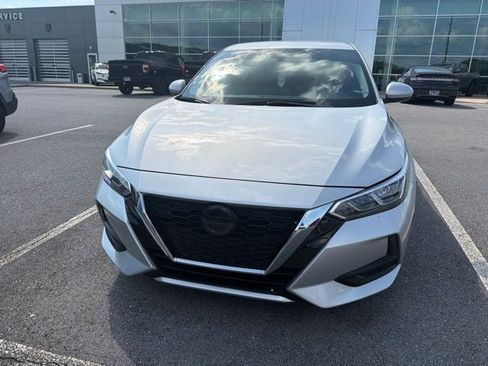 Used 2022 Nissan Sentra SV w/ All-Weather Package FWD image 12