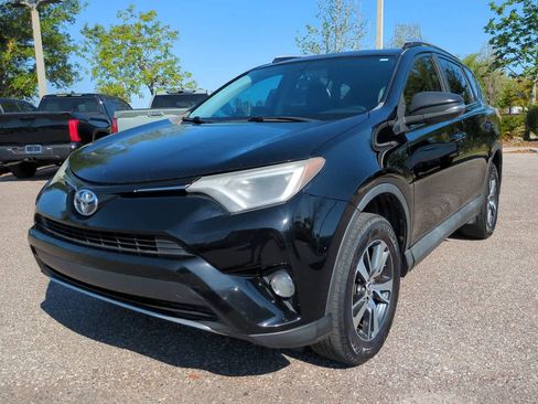 Used 2016 Toyota RAV4 XLE image 2