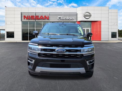 Used 2024 Ford Expedition Max Limited AWD/4WD image 8