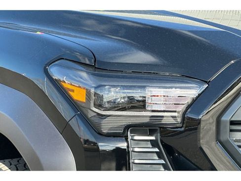 New 2025 Toyota Tacoma TRD Off-Road image 27