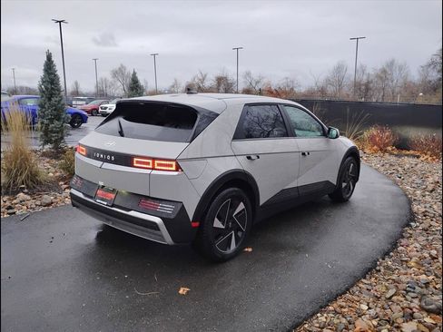 New 2026 Hyundai Ioniq 5 SE image 6