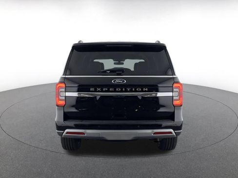 Used 2024 Ford Expedition Limited AWD/4WD image 14