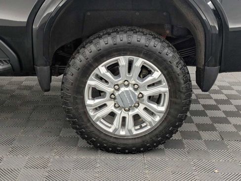 Used 2020 GMC Sierra 3500 Denali w/ Denali Ultimate Package image 15