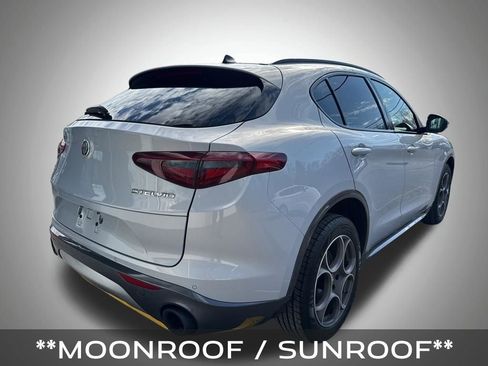 Used 2022 Alfa Romeo Stelvio Ti AWD/4WD image 6