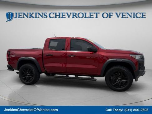 Certified 2024 Chevrolet Colorado Trail Boss w/ Technology Package AWD/4WD image 2