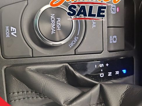 Used 2025 Toyota RAV4 XLE Premium w/ Weather Package AWD/4WD image 27