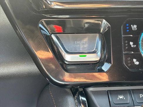 Used 2022 GMC Sierra 1500 AT4 w/ AT4 Premium Package AWD/4WD image 35
