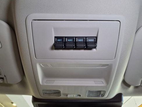 Used 2025 Ford Bronco Sport Outer Banks w/ Sasquatch Outer Banks Package AWD/4WD image 16