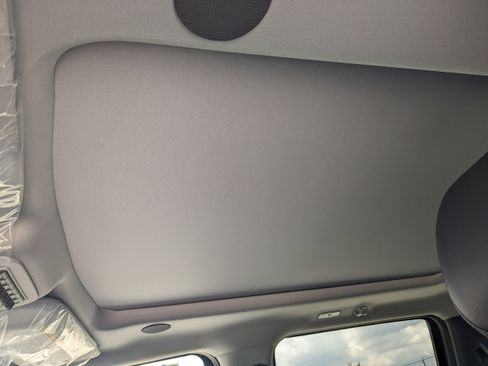 New 2025 Ford F250 Lariat w/ Lariat Ultimate Package image 19