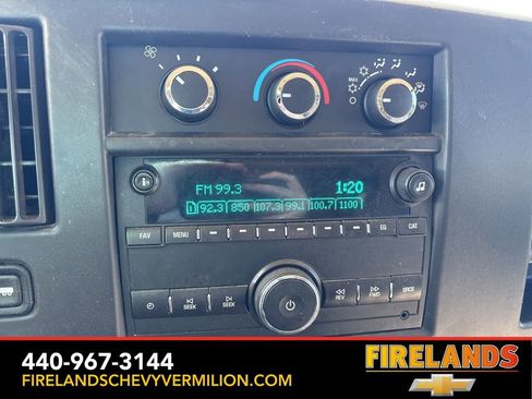 Used 2018 GMC Savana 2500 w/ Driver Convenience Package image 16