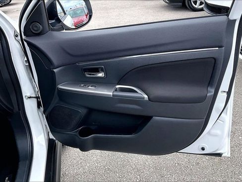 Used 2019 Mitsubishi Outlander Sport ES FWD image 23