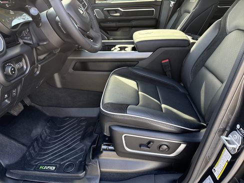 Used 2026 RAM 1500 Laramie w/ Night Edition image 9