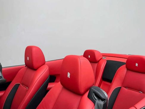 Certified 2020 Rolls-Royce Dawn RWD image 15