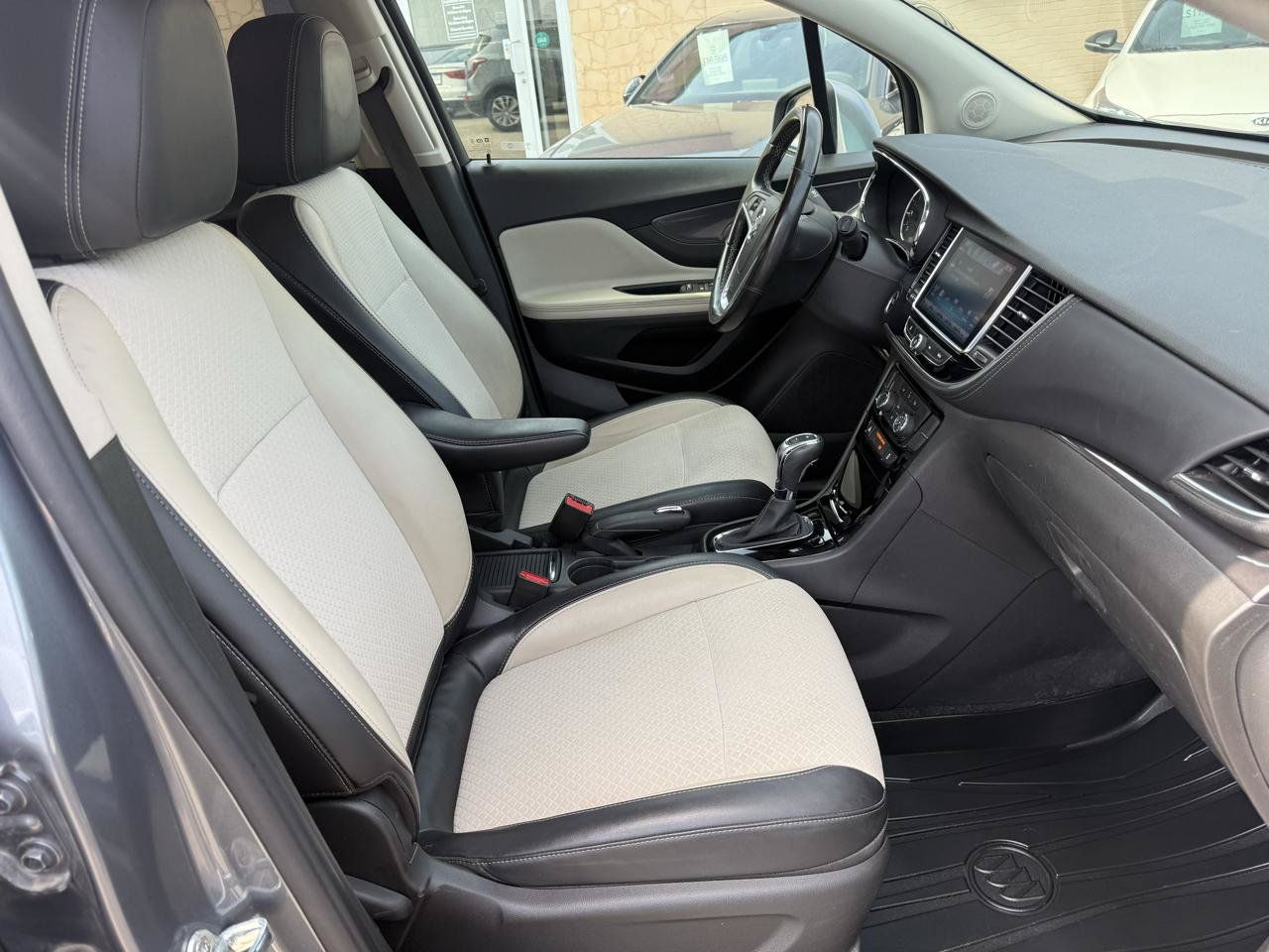 Used 2019 Buick Encore Preferred AWD/4WD image 13