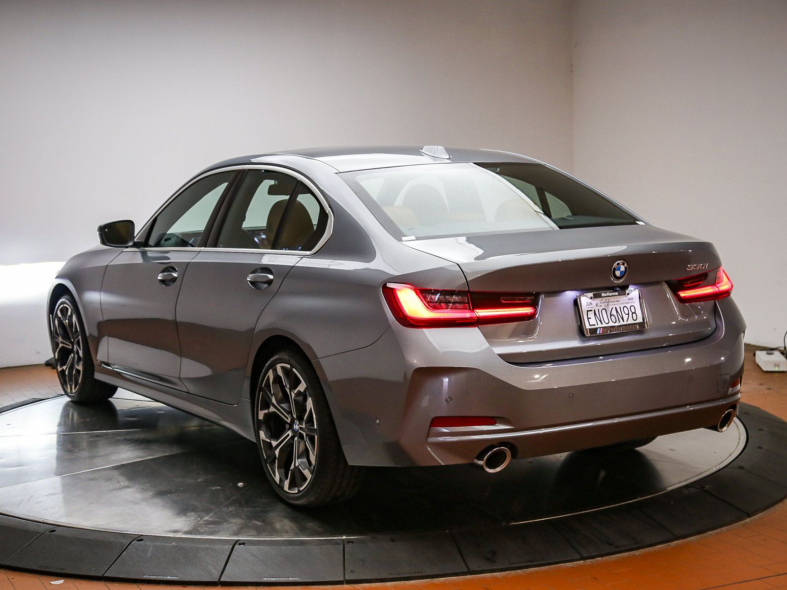 Used 2026 BMW 330i Sedan w/ Convenience Package RWD image 5