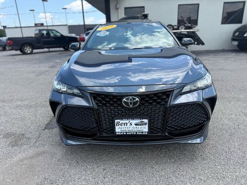 Used 2020 Toyota Avalon XSE FWD image 3
