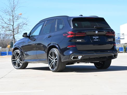 Used 2026 BMW X5 xDrive40i w/ M Sport Package AWD/4WD image 2