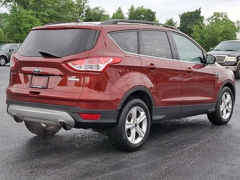 Used 2016 Ford Escape SE w/ SE Leather Comfort Package FWD image 9