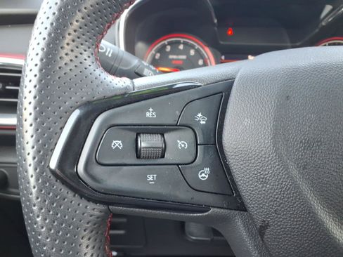 Used 2023 Chevrolet TrailBlazer RS w/ Sun and Liftgate Package image 16