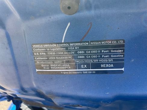 Used 2024 Nissan Kicks SV w/ Interior Electronics Package FWD image 31