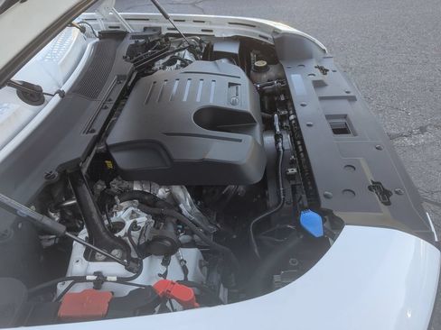 Used 2020 Land Rover Defender 110 HSE AWD/4WD image 50
