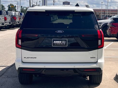 Used 2025 Ford Expedition Max Platinum w/ Stealth Appearance Package AWD/4WD image 5