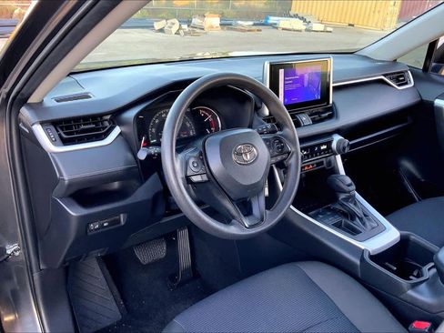 Used 2023 Toyota RAV4 LE image 16
