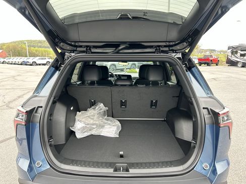 Used 2026 Chevrolet Equinox RS AWD/4WD image 19